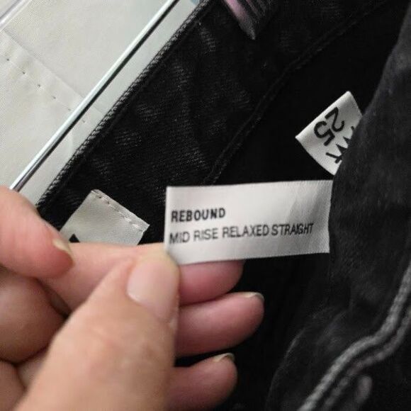 ZGY Rebound Free People Jeans Distressed Black Midrise Relaxed Barrel Leg Sz28 - Picture 8 of 13